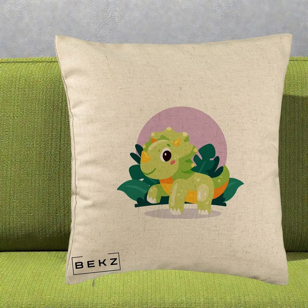 Perna Decorativa Triceratops Kawaii Verde, 40x40 cm, Bej, Husa Detasabila, Perna Inclusa, BEKZ®