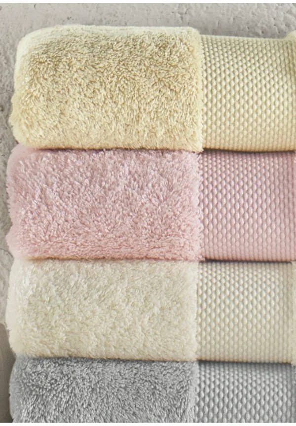 Set prosoape și prosop de corp DELUXE, 3 buc Roz / Pink