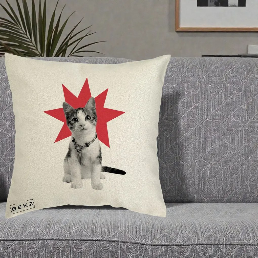 Perna Decorativa Pisica Star Pop Art, 40x40 cm, Ecru, Husa Detasabila, Perna Inclusa, BEKZ®