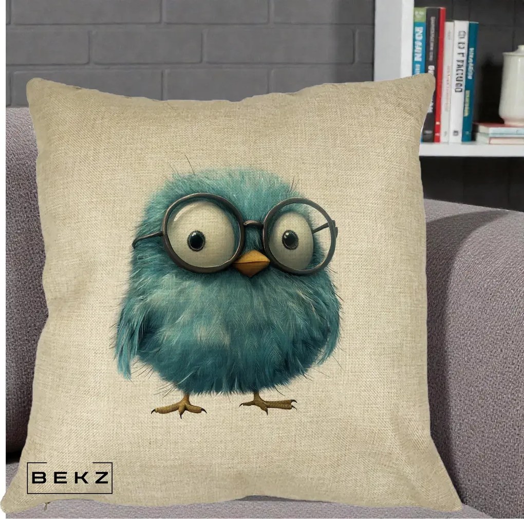 Perna Decorativa Pui Pufos Teal cu Ochelari, 40x40 cm, Crem, Husa Detasabila, Perna Inclusa, BEKZ®