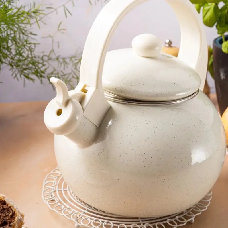 Ceainic cu fluier Kinghoff KH 2040, 2 l, Interior emailat, Toate plitele inclusiv inductie, Crem