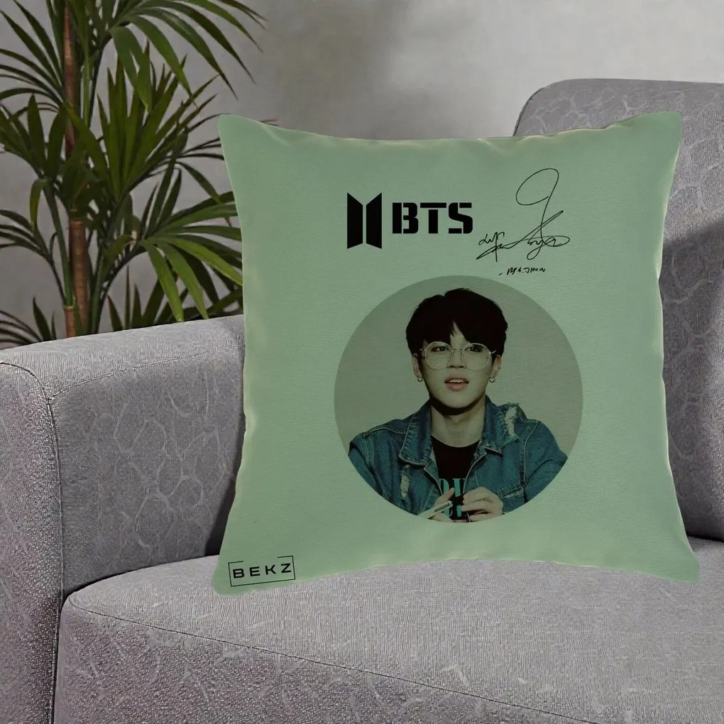 Perna Personalizata K-pop BTS Jimin Portret Cerc Autograf Geaca, 40x40 cm, Verde, Husa Detasabila, Perna Inclusa, BEKZ®