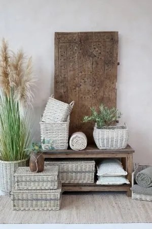 Ușă decorativă din lemn vechi reciclat sculptat manual, "Grimaud"