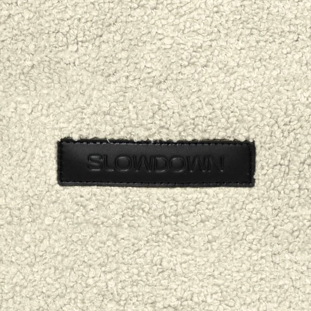 Fotoliu bean bag crem cu tapițerie din țesătură bouclé Lounge – SLOWDOWN