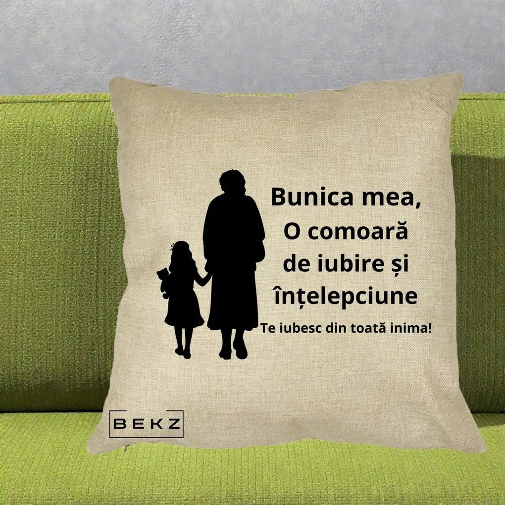 Cadou pentru Bunica - Perna Personalizata Bunica Mea Comoara Iubire Intelepciune Silueta, 40x40 cm, Crem, Husa Detasabila, Perna Inclusa, BEKZ®