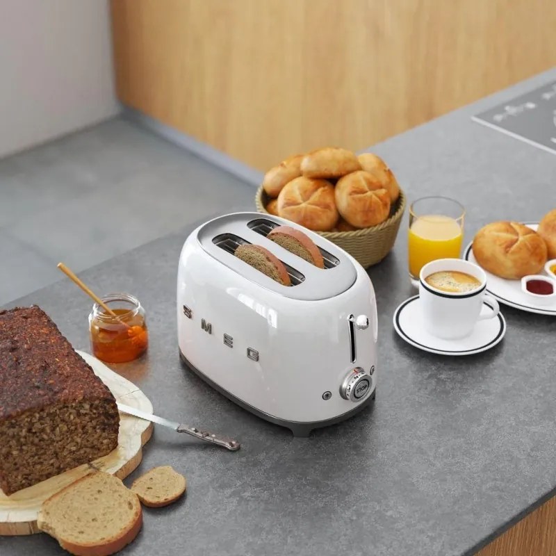 Prajitor de paine SMEG 50's Style TSF01WHEU, 950 W, 2 felii, 6 trepte, Tava pentru firimituri, Cablu integrat, Otel inoxidabil, Alb