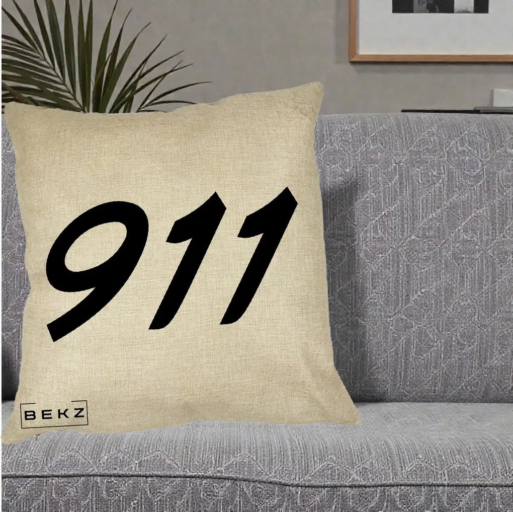 Perna Personalizata 911 Bold, 40x40 cm, Crem, Husa Detasabila, Perna Inclusa, BEKZ®