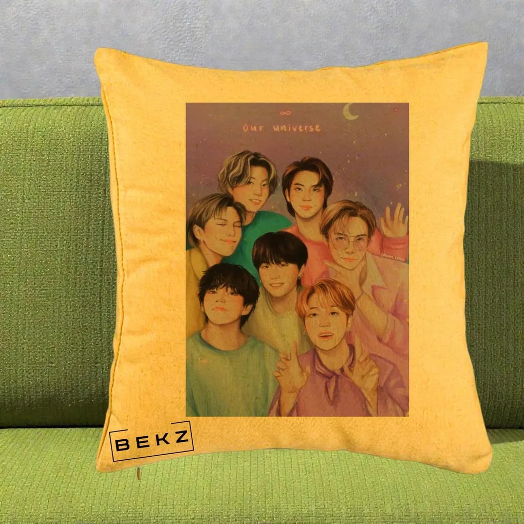 Perna Personalizata K-pop BTS Our Universe Fanart Violet Pastel, 40x40 cm, Galben, Husa Detasabila, Perna Inclusa, BEKZ®