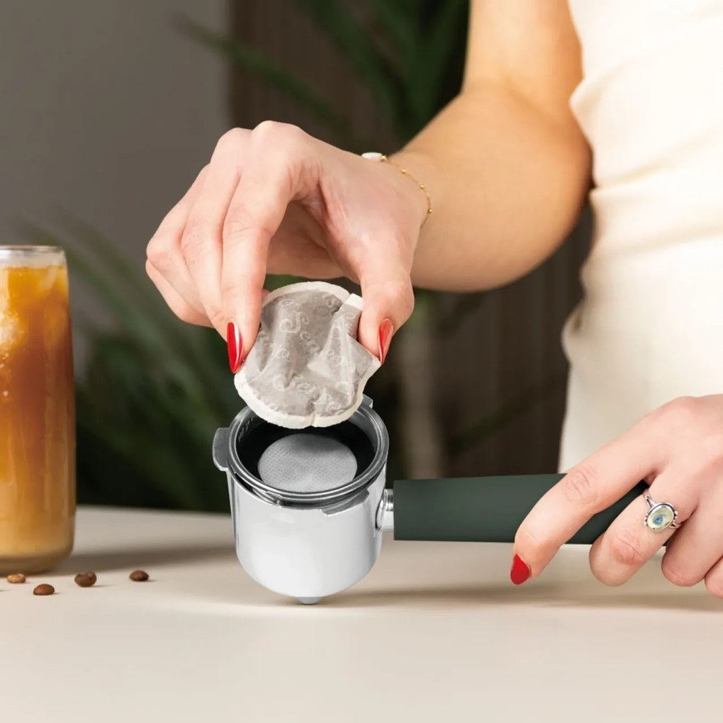 Espressor digital 3 in 1 Matte Green Berlinger Haus BH/9850