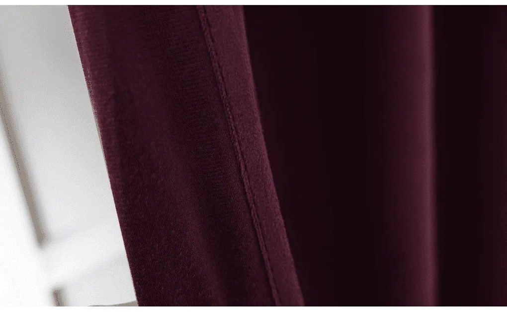 Perdea opaca VELVET 140x250 cm, vin rosu Agatat: Inele metalice