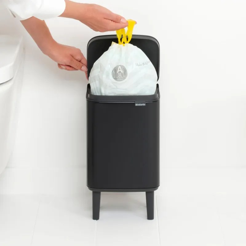 Cos de gunoi Brabantia Bo Small Hi 1006641, 4 L, Deschidere lina si silentioasa, Baza antiderapanta, Negru