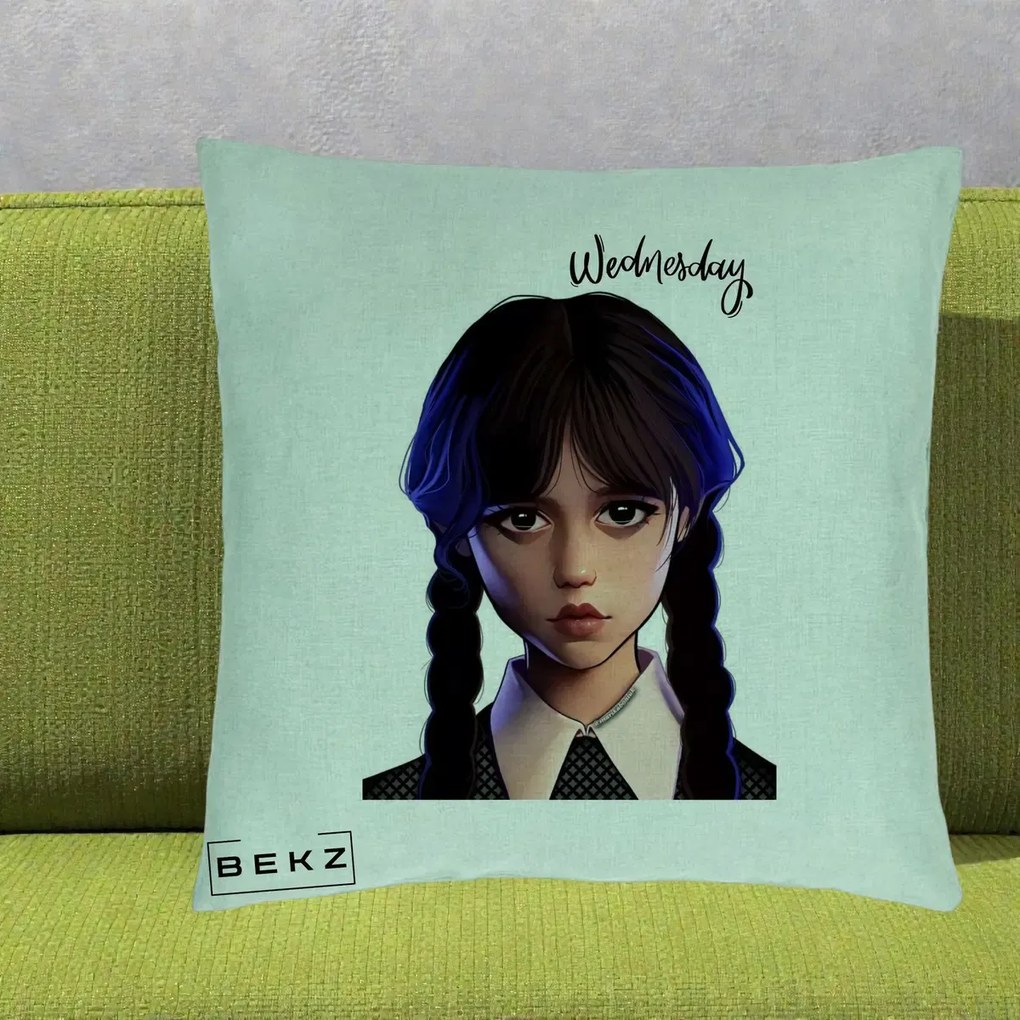 Perna Personalizata Wednesday Addams Portret Realist, 40x40 cm, Verde Menta, Husa Detasabila, Perna Inclusa, BEKZ®
