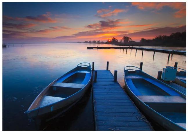 Fototapet - Sunset, boats and jetty