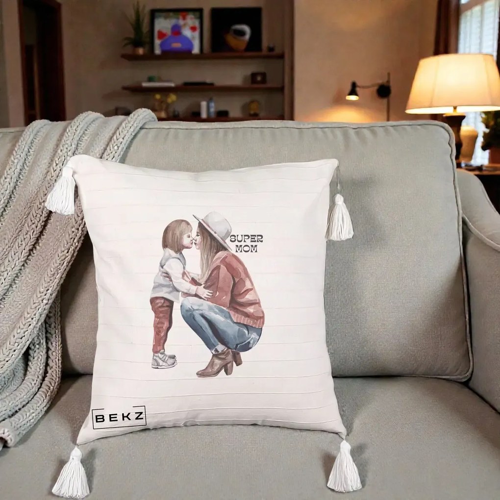 Cadou pentru Mama - Perna Personalizata Super Mom Acuarela, 40x40 cm, Bej cu Franjuri, Husa Detasabila, Perna Inclusa, BEKZ®