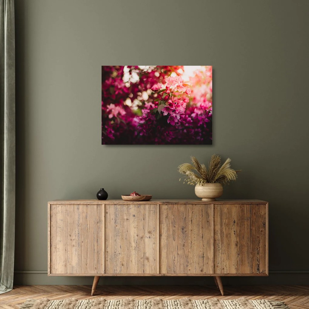 Tablou pe sticlă cu florile tufișului înflorit (70x50 cm)