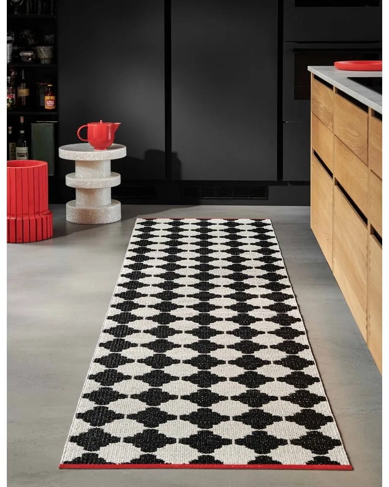 Covor pentru exterior și interior alb-negru 70x90 cm Marre Black Coral – Pappelina