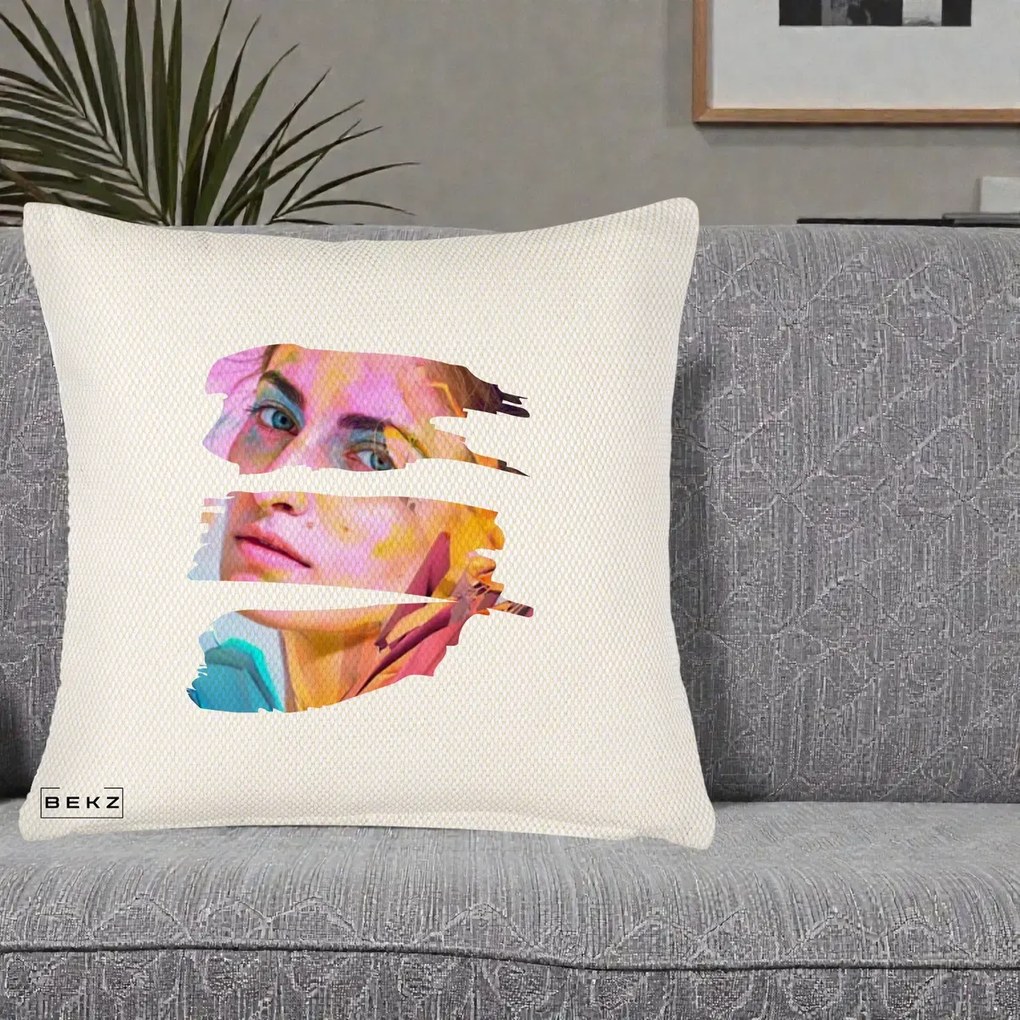 Perna Decorativa Portret Femeie Fragmentat Colorat, 40x40 cm, Crem Reliefat, Husa Detasabila, Perna Inclusa, BEKZ®