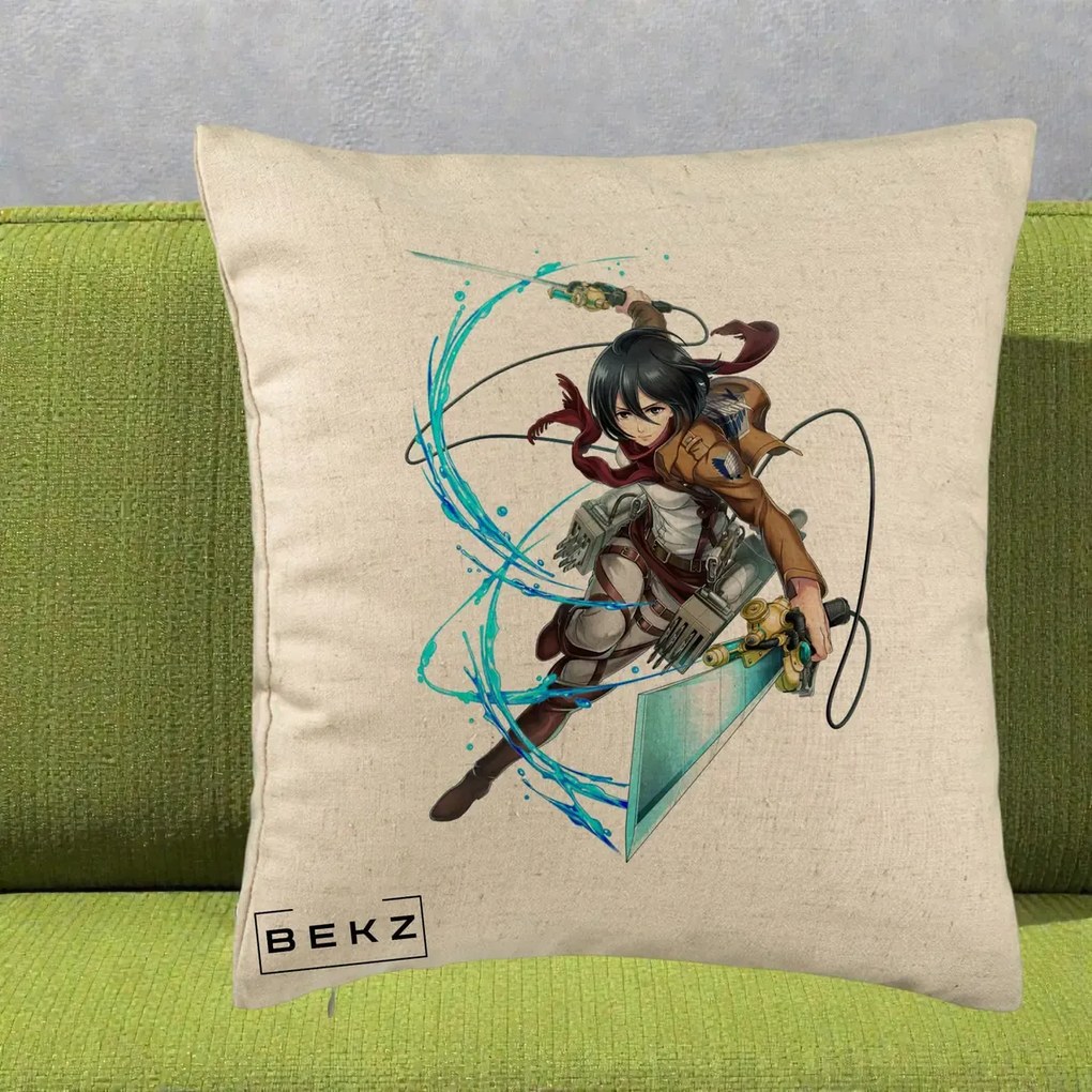 Perna Personalizata Attack on Titan Mikasa Ackerman Lupta, 40x40 cm, Bej, Husa Detasabila, Perna Inclusa, BEKZ®