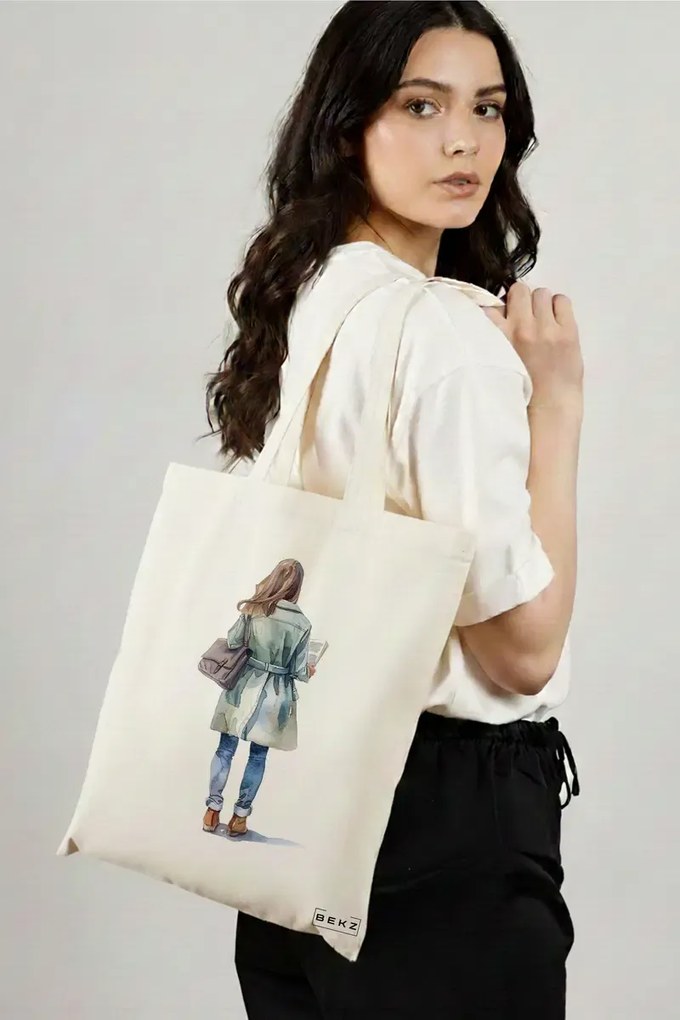 Sacosa de Panza pentru Cumparaturi, Geanta Tote, model The bookie girl 24 38 x 34.5 cm, Alba, BEKZ®