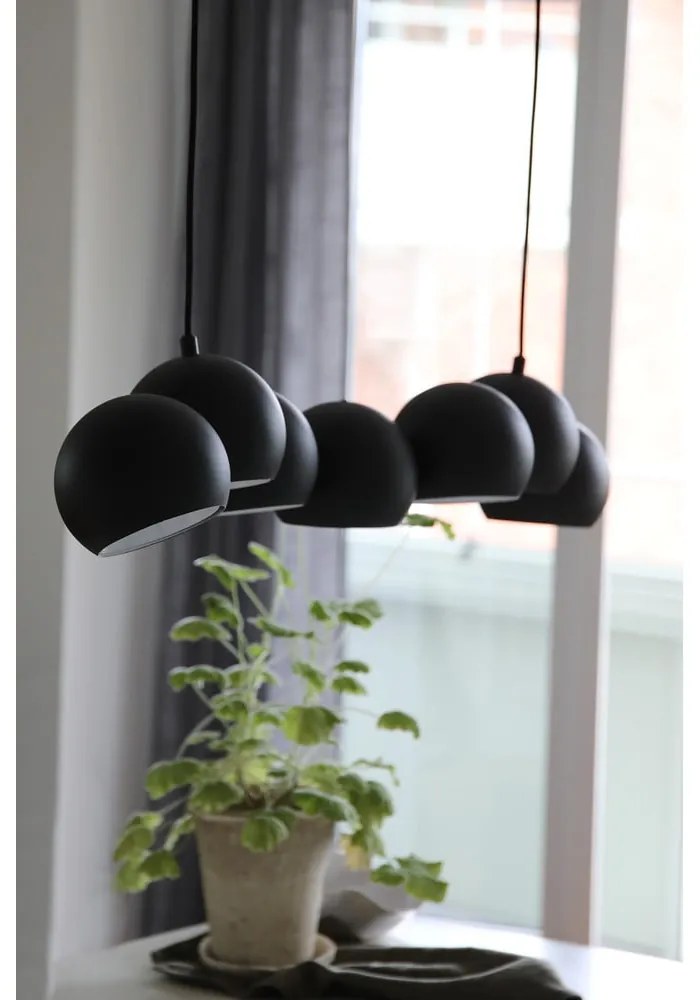 Lustră neagră cu abajur din metal Cupolo – Markslöjd