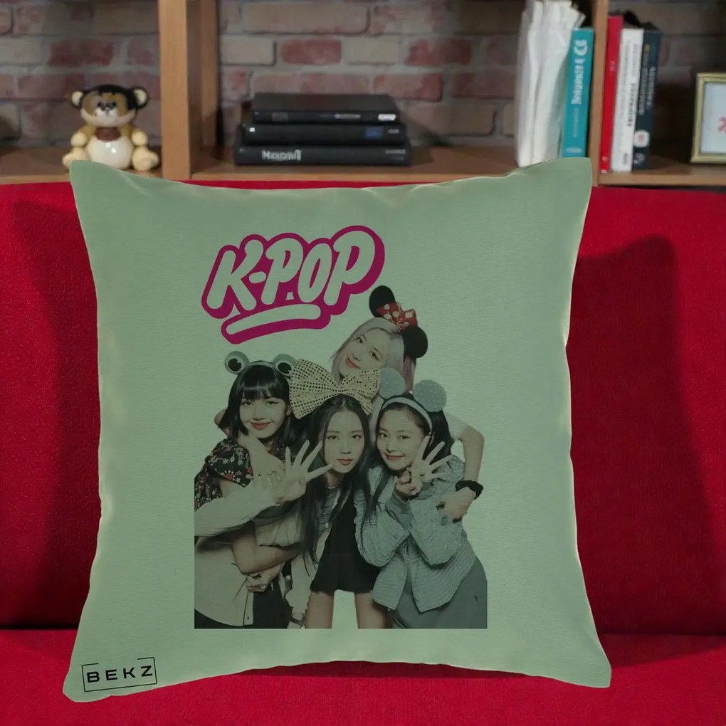 Perna Personalizata BLACKPINK K-Pop Grup Pozitii Amuzante, 40x40 cm, Verde, Husa Detasabila, Perna Inclusa, BEKZ®
