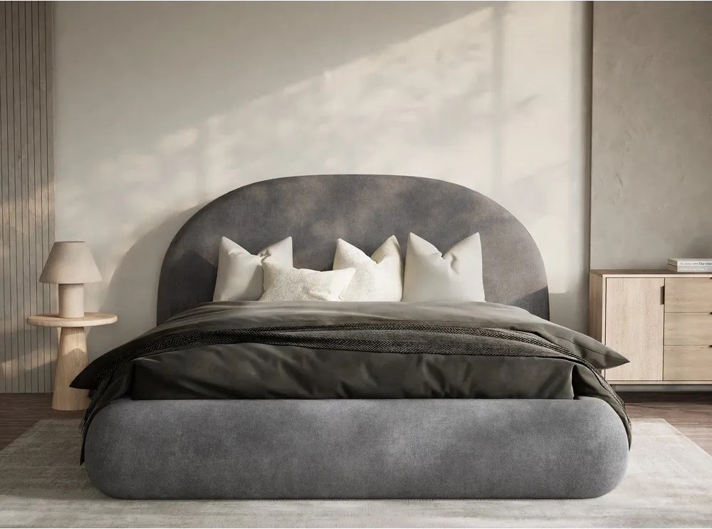 Pat matrimonial gri tapițat cu spațiu de depozitare cu somieră 180x200 cm Maumere – Maison de Rêve
