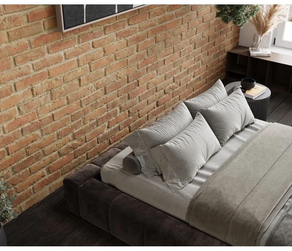 Pat matrimonial maro tapițat cu spațiu de depozitare cu somieră 200x200 cm Aruba L – Maison de Rêve