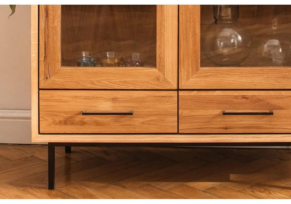 Vitrină din lemn de stejar 144x95 cm Abies – The Beds