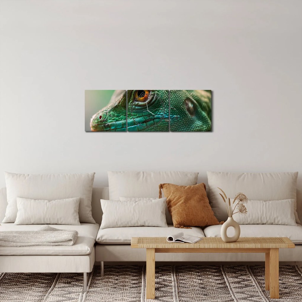 Tablou detailat cu o șopârlă (cu ceas) (90x30 cm)