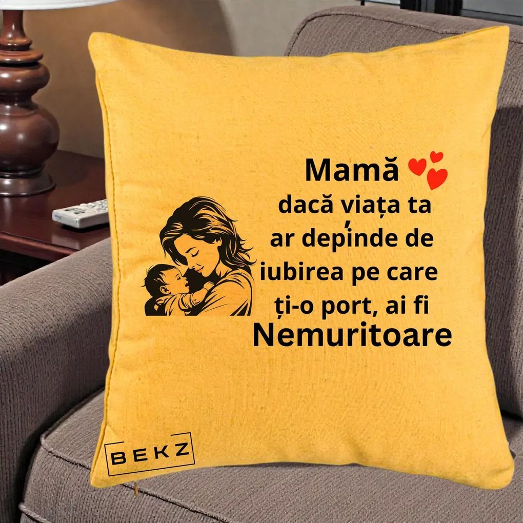 Cadou pentru Mama - Perna Personalizata Mama Nemuritoare Aproape de Bebe, 40x40 cm, Galben, Husa Detasabila, Perna Inclusa, BEKZ®