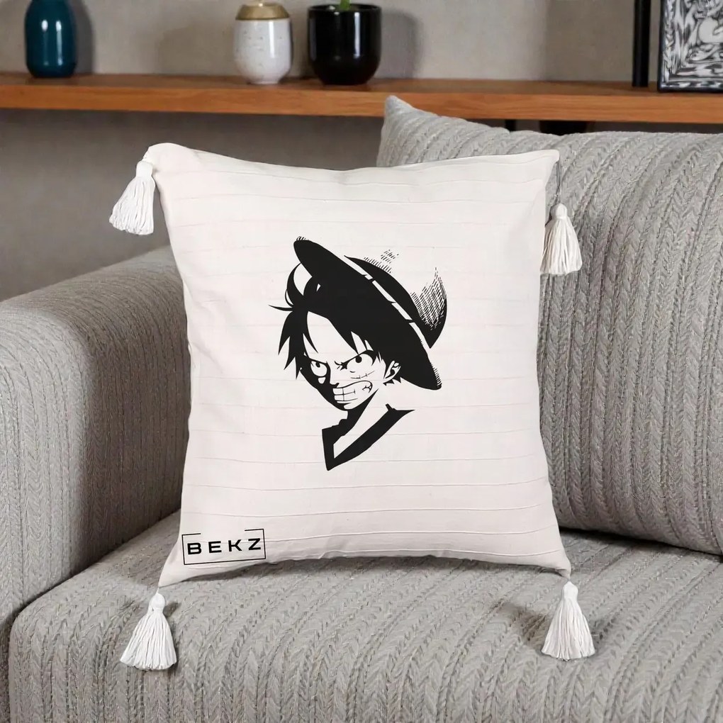 Perna Personalizata One Piece Luffy Silueta Alb-Negru, 40x40 cm, Bej cu Franjuri, Husa Detasabila, Perna Inclusa, BEKZ®
