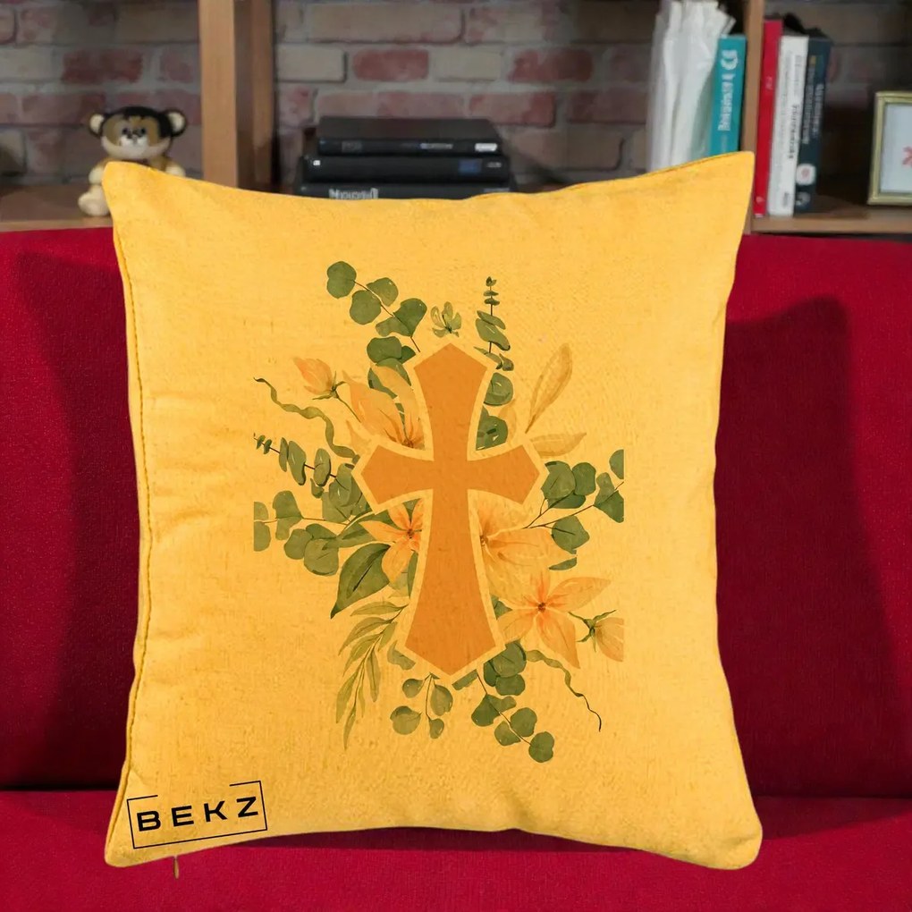 Perna Personalizata Cruce Florala Botez, 40x40 cm, Galben, Husa Detasabila, Perna Inclusa, BEKZ®