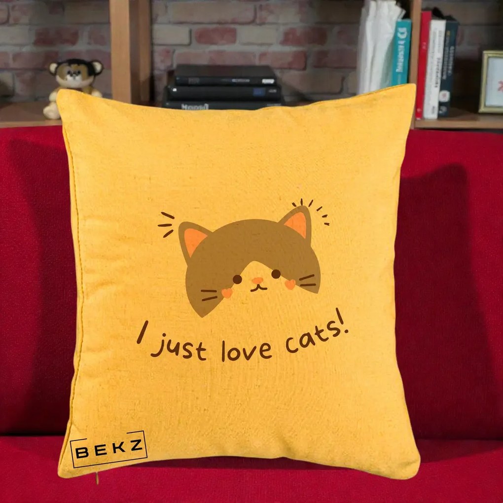 Perna Personalizata I Just Love Cats Pisica Kawaii, 40x40 cm, Galben, Husa Detasabila, Perna Inclusa, BEKZ®