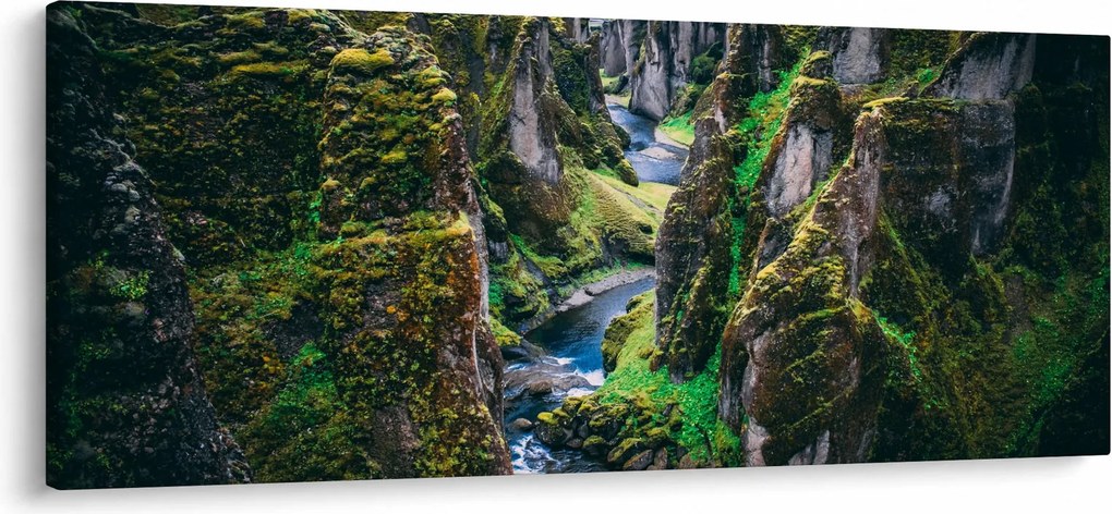 Tablou - Râu într-o vale stâncoasă (120x50 cm)