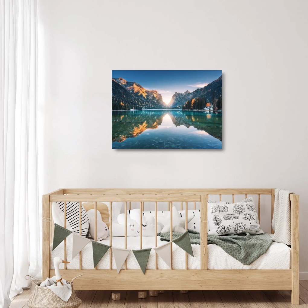 Tablou pe sticlă - Lacul montan (70x50 cm)