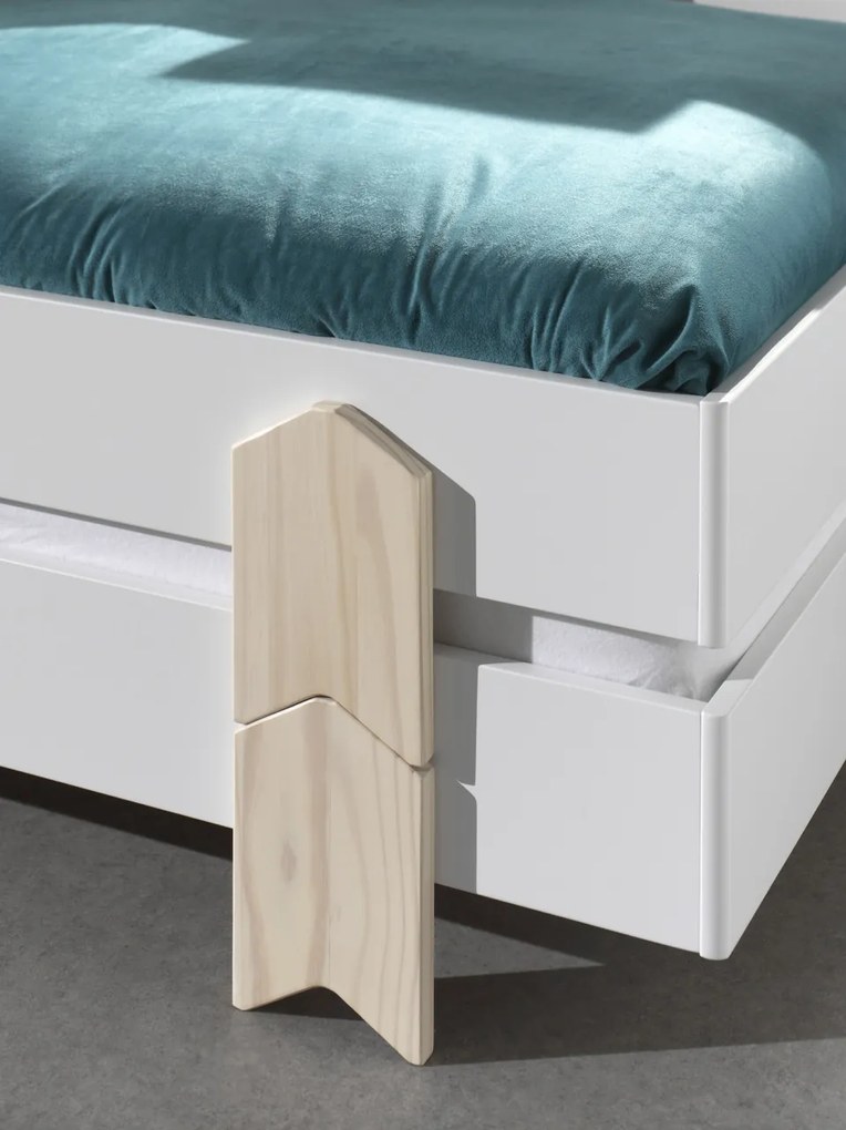 Set MODULO format din 3 Pat copii MODULO (90 x 200 cm) cu picioare Pat copii în formă de săgeată.