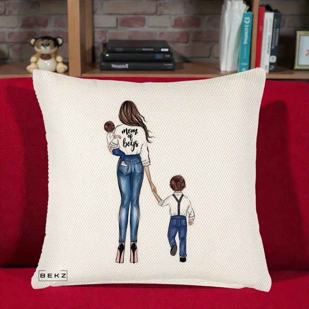 Cadou pentru Mama - Perna Personalizata Mom of Boys Mama cu Baietii, 40x40 cm, Crem Reliefat, Husa Detasabila, Perna Inclusa, BEKZ®