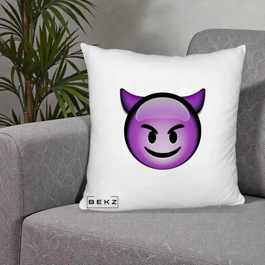 Perna Decorativa Emoji Diavol Mov, 40x40 cm, Alb Pufos, Husa Detasabila, Perna Inclusa, BEKZ®
