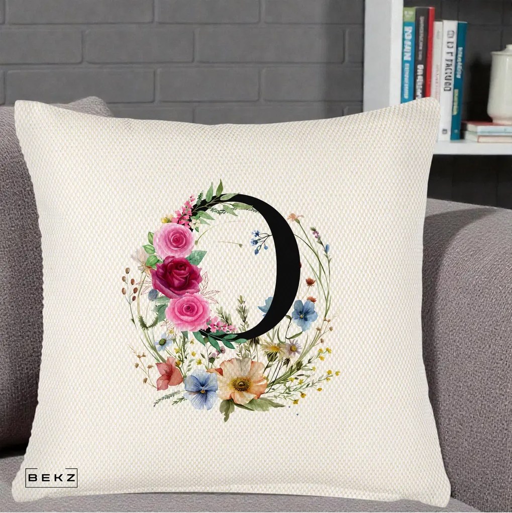 Cadou Personalizat - Perna Personalizata Monogram Litera O cu Flori Acuarela, 40x40 cm, Crem Reliefat, Husa Detasabila, Perna Inclusa, BEKZ®
