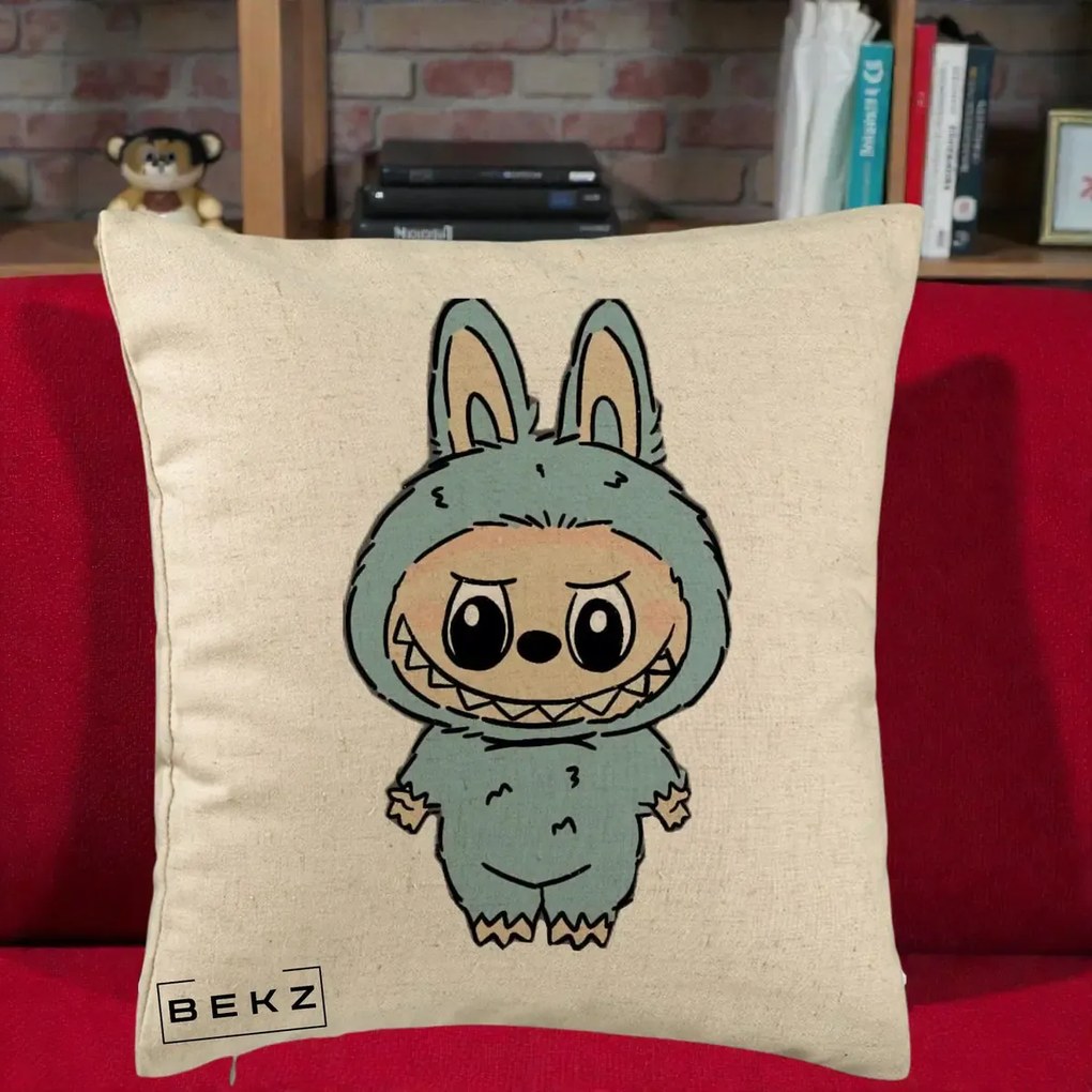 Perna Personalizata Labubu Albastru-Gri Solo, 40x40 cm, Bej, Husa Detasabila, Perna Inclusa, BEKZ®