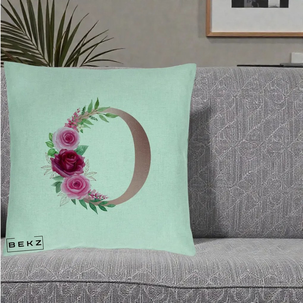 Cadou Personalizat - Perna Personalizata Monograma Rose Gold Litera O, 40x40 cm, Verde Menta, Husa Detasabila, Perna Inclusa, BEKZ®