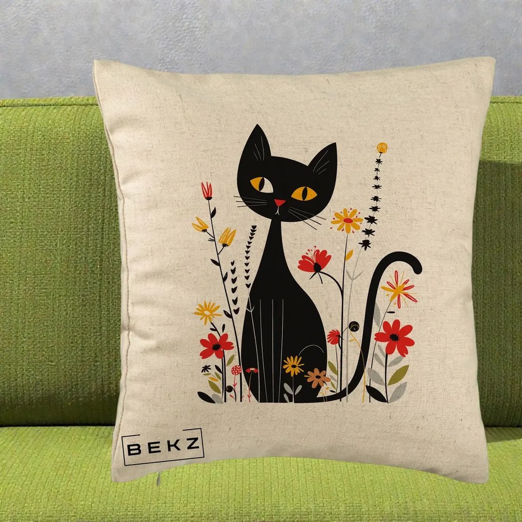 Perna Decorativa Pisica Neagra Ochi Galbeni Flori, 40x40 cm, Bej, Husa Detasabila, Perna Inclusa, BEKZ®