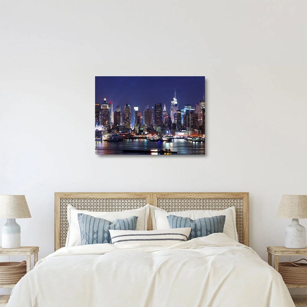 Tablou pe sticlă - Zgârie-nori din New York iluminate (70x50 cm)