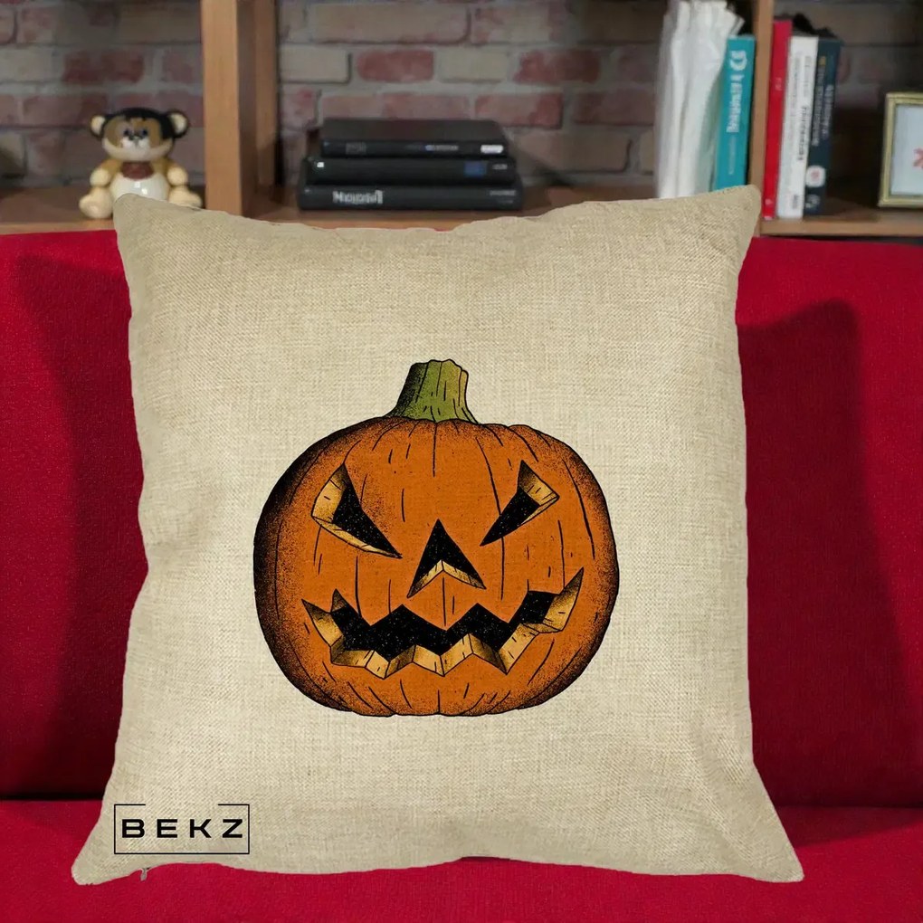 Perna Decorativa Halloween Dovleac Portocaliu Clasic, 40x40 cm, Crem, Husa Detasabila, Perna Inclusa, BEKZ®
