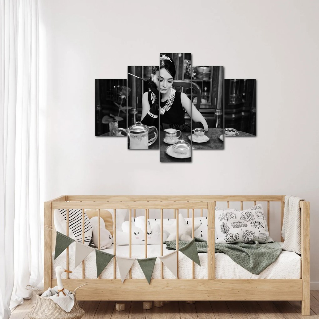Tablou cu femeie (150x105 cm)