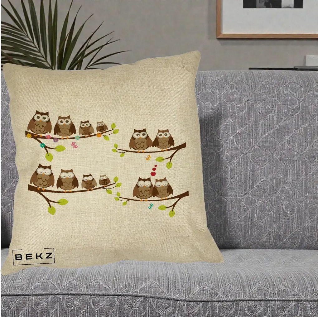 Perna Decorativa Familie de Bufnite pe Ramuri, 40x40 cm, Crem, Husa Detasabila, Perna Inclusa, BEKZ®