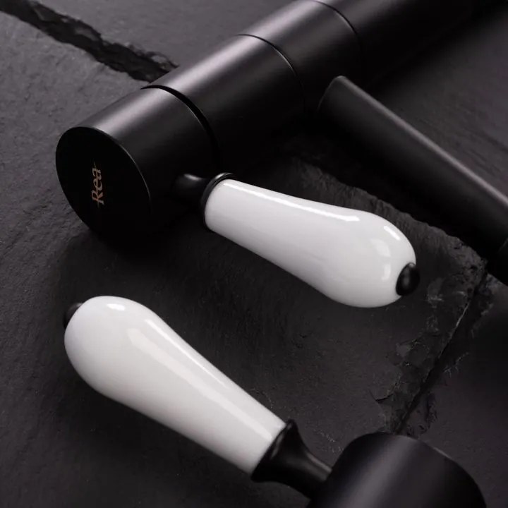 Baterie pentru lavoar Rea Serra BLACK negru