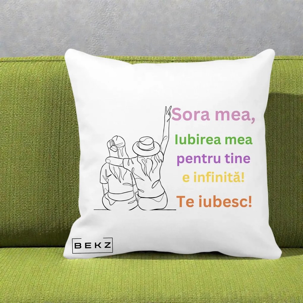 Cadou pentru Sora - Perna Personalizata Sora Mea Te Iubesc Doua Fete cu Palarie si Umbrela, 40x40 cm, Alba Mata, Husa Detasabila, Perna Inclusa, BEKZ®