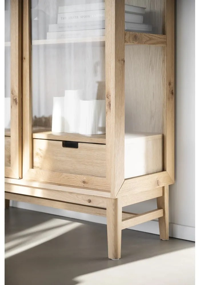 Vitrină natural cu aspect de lemn de stejar cu ușă glisantă 100x203 cm Hazelton – Rowico