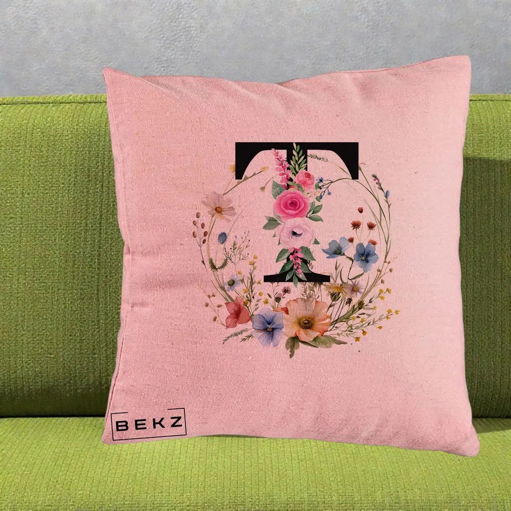 Cadou Personalizat - Perna Personalizata Monogram Litera T cu Flori Acuarela, 40x40 cm, Roz, Husa Detasabila, Perna Inclusa, BEKZ®